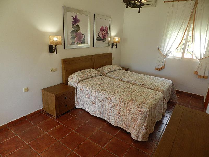 Hostal Las Acacias Los Canos De Meca Chambre photo
